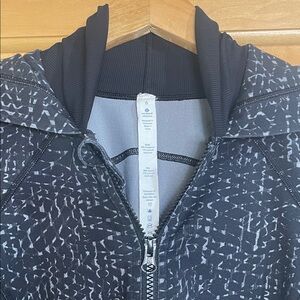 Lululemon Athletica Black and Grey Graphic Hoodie